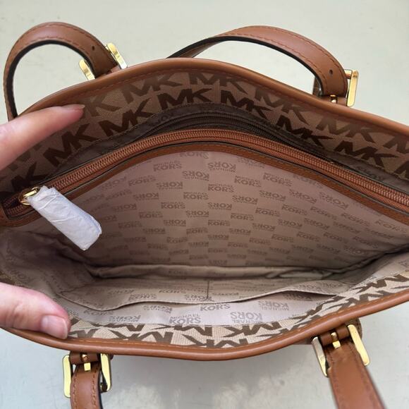 Michael Kors Tan Canvas Monogram Signature Shoulder Bag Tote Purse - Picture 6 of 10